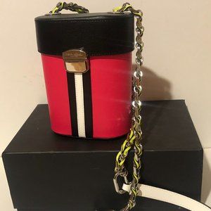 HENRI BENDEL BINOCULAR BAG - CROSSBODY  TEABERRY / BLACK